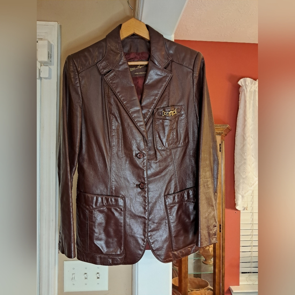Ettiene Aigner Vintage Womans Leather Jacket